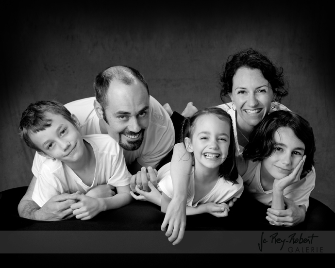 Portrait de famille noir et blanc a romans