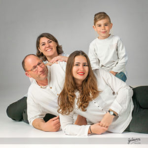 photo en studio cadeau pour toute la famille