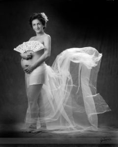 maternite noir et blanc portrait amoureux